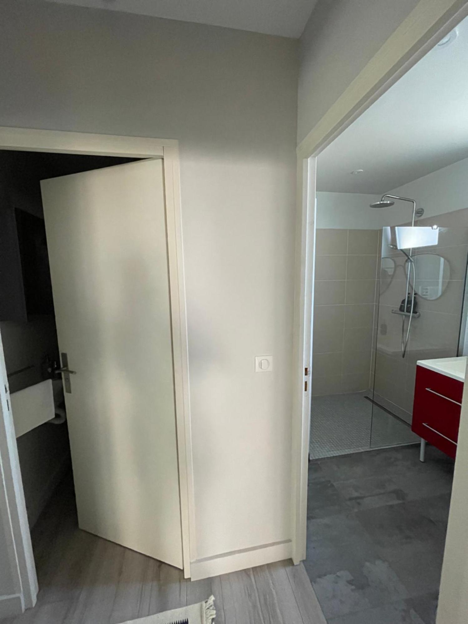 Apartment 1 Confort&Modern Arad Exterior foto